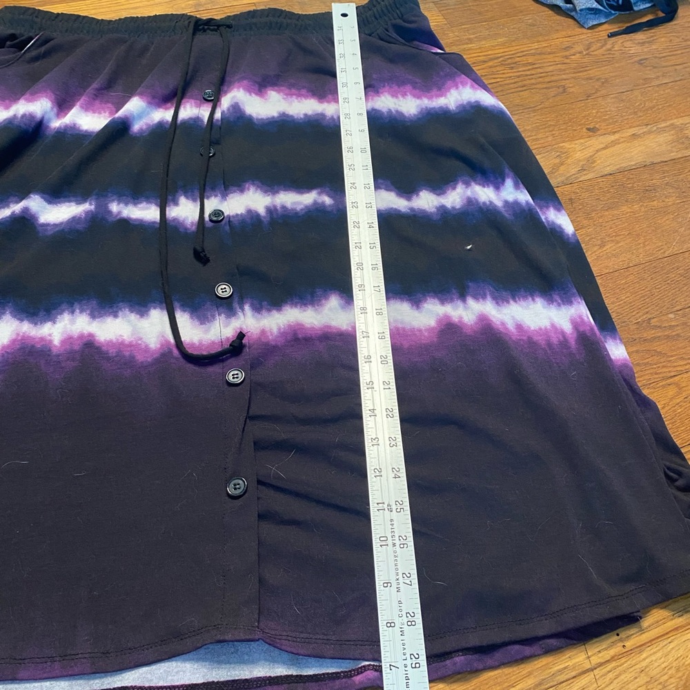 LuLaRoe XL Purple Black Tie Dye Button Front Skirt - Picture 3 of 6